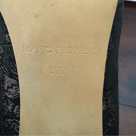 Size 10 Marc Fisher Ankle Strap Black and Nude Lace Pumps Heels - Picture 7 of 7